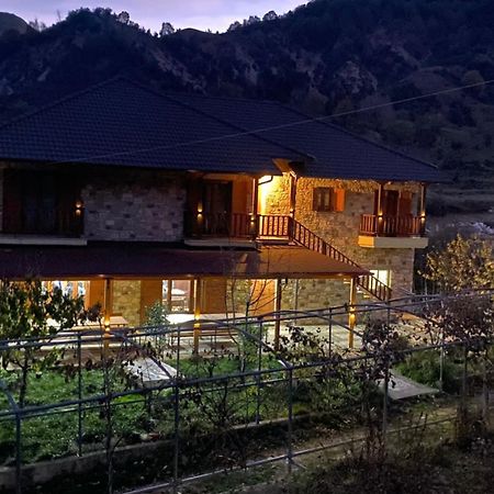 Bujtina Hader Xhebro Hostel Τεπελένι Εξωτερικό φωτογραφία