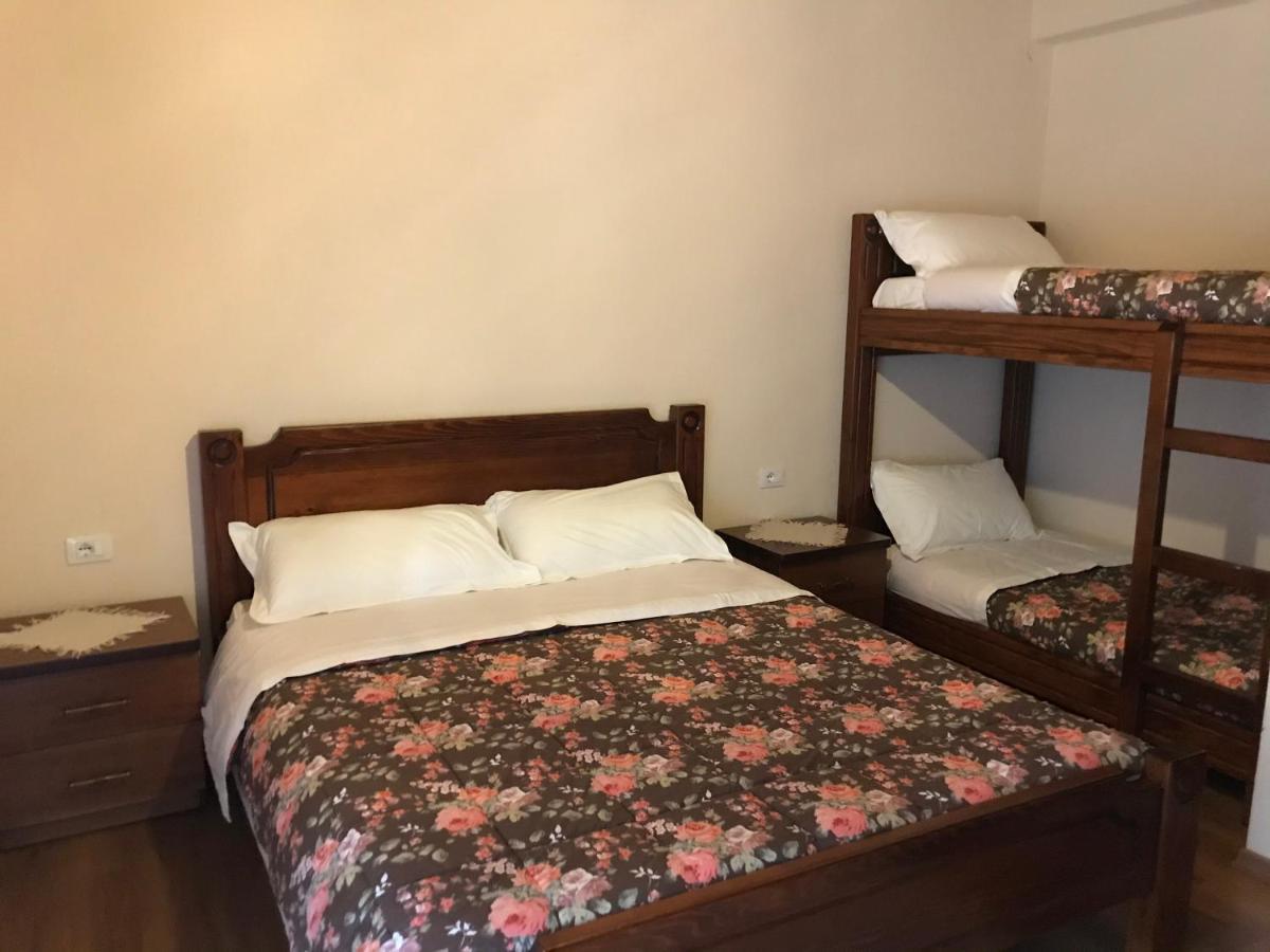 Bujtina Hader Xhebro Hostel Τεπελένι Εξωτερικό φωτογραφία