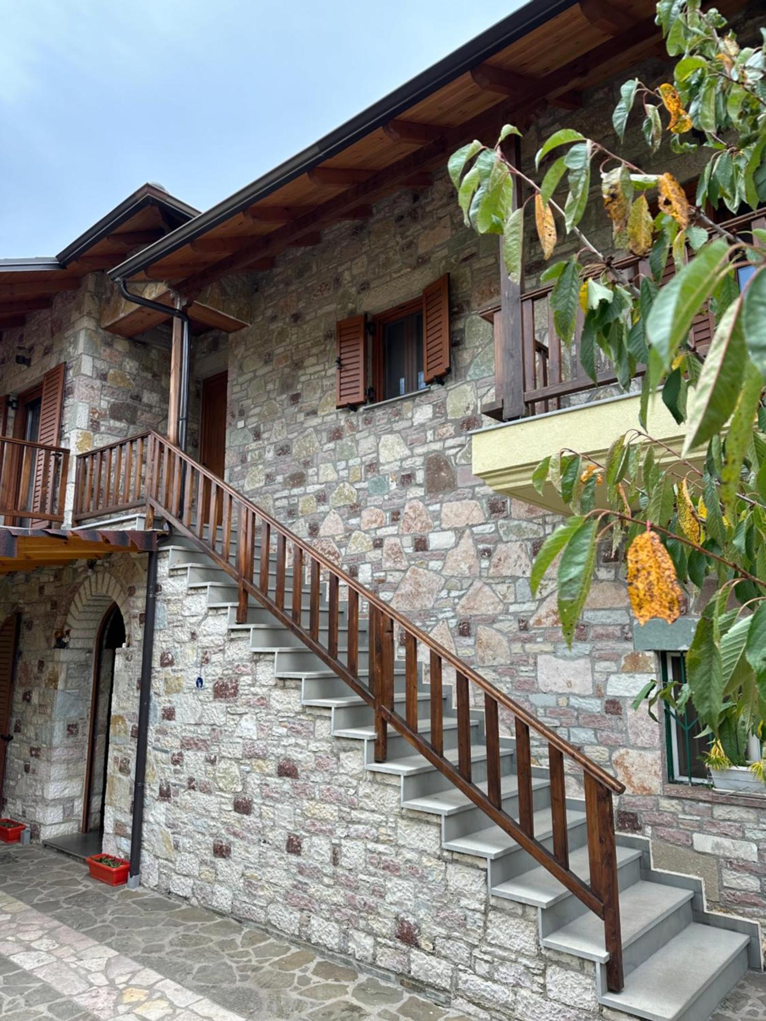 Bujtina Hader Xhebro Hostel Τεπελένι Εξωτερικό φωτογραφία